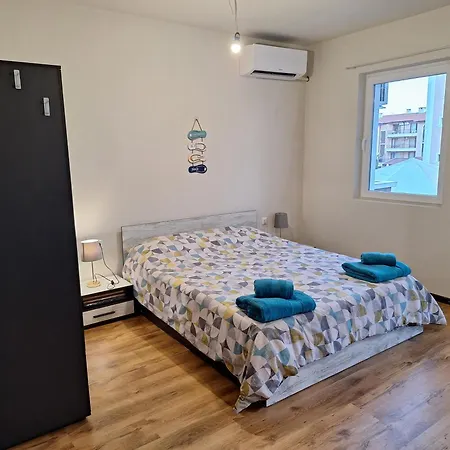 Apartment Retreat *